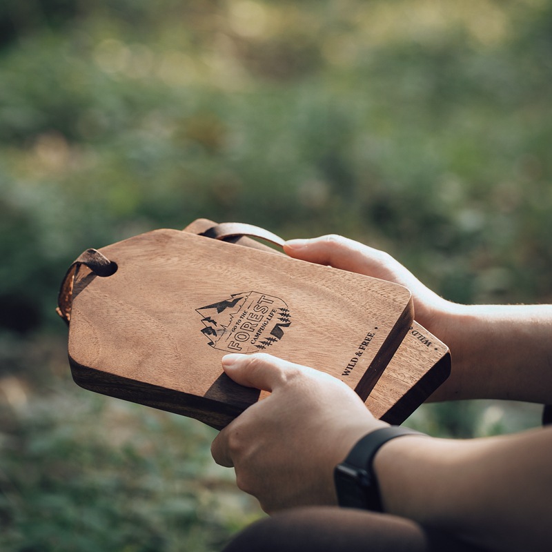 Camper-Schneidebrett aus Holz, – Camp Cutting Board Bewertung und Preis